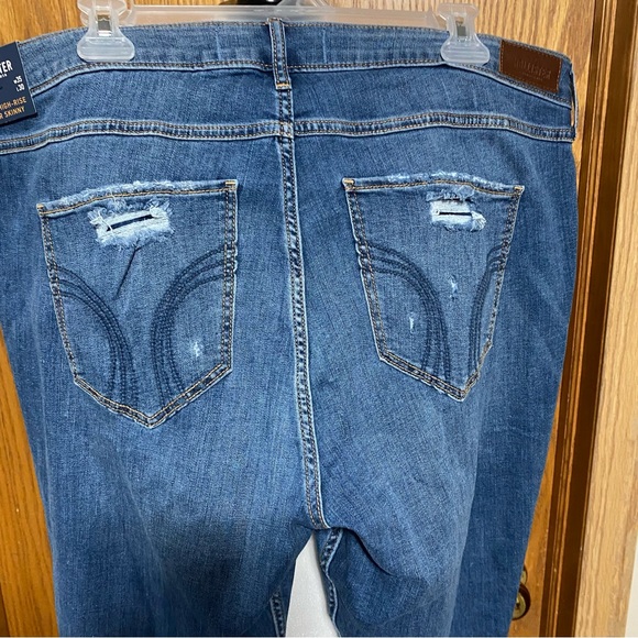 Curvy, high rise, super skinny jeans with distressing - Picture 6 of 11